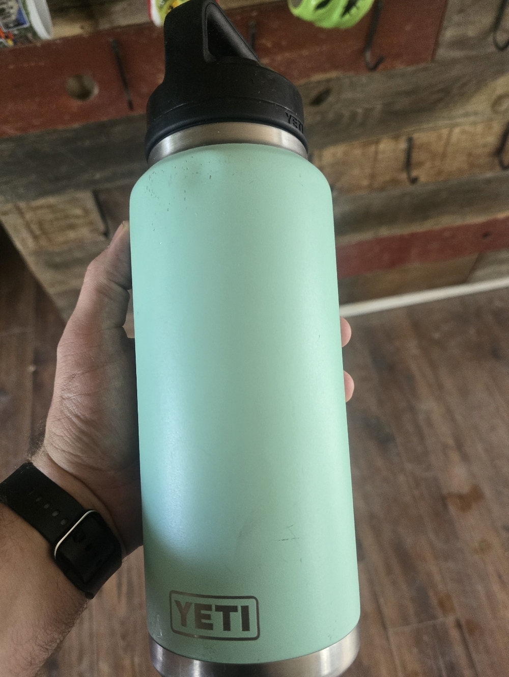 36 Oz. Yeti Rambler Water Bottle